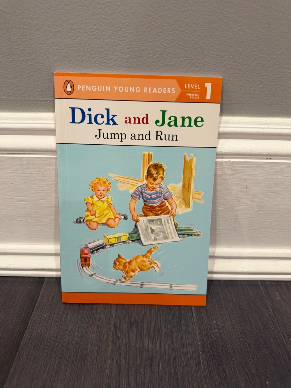 NWOT VINTAGE Penguin Young Readers "Dick and Jane: Jump & Run Learn to Read Book
